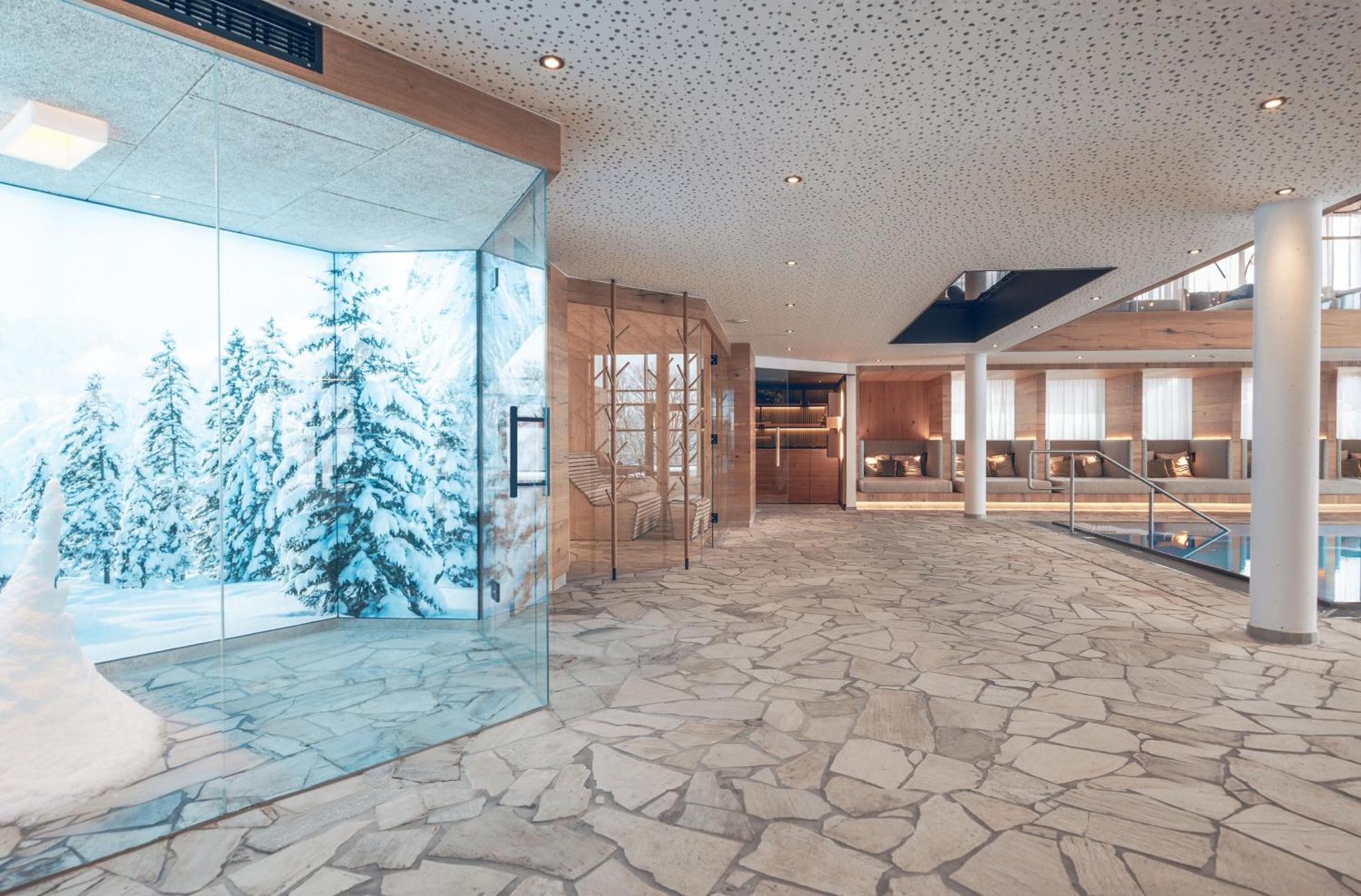 Wellness & Naturhotel Tonihof Langdorf  エクステリア 写真